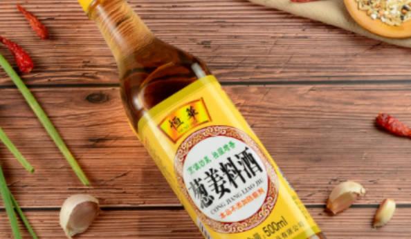 白酒能代替料酒來(lái)炒菜嗎？