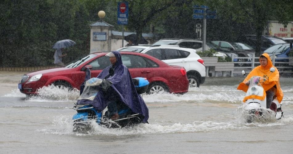  強降雨警報：防范措施與安全建議