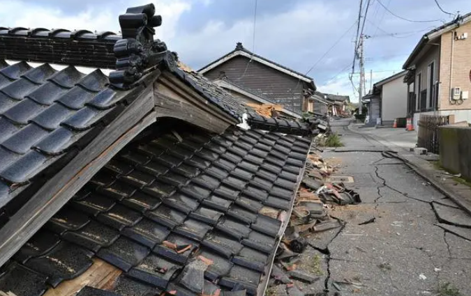 日本居民親眼目睹地震引發(fā)的地殼位移，震區(qū)移動達(dá)1米